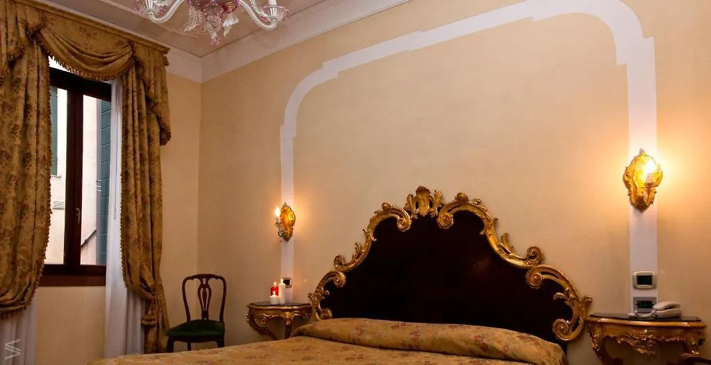 ****  Residenza D'Epoca San Cassiano Hotel Venedig Italien
